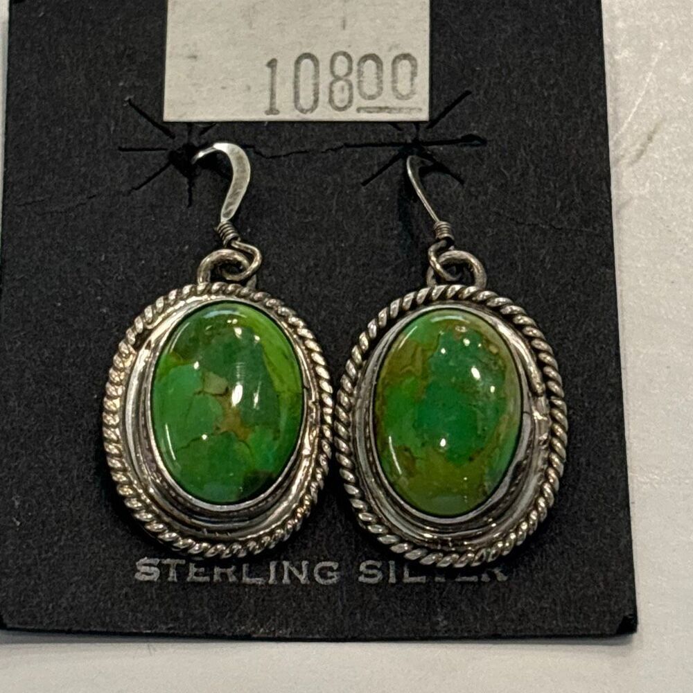 New vintage Signed T. SKEETS Native American Sterling Silver Turquoise Dangle Dr